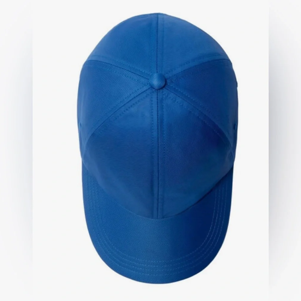 BURBERRY 2025 ACCESSORY IS A BASEBALL CAP! BRIGHT BLUE WITH EMBROIDERED LOGO - Picture 10 of 14